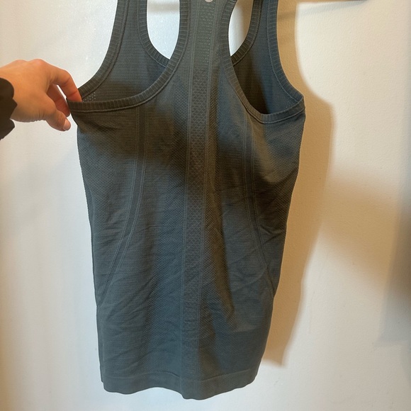 Lululemon swiftly tech racer back tank top - Picture 2 of 2